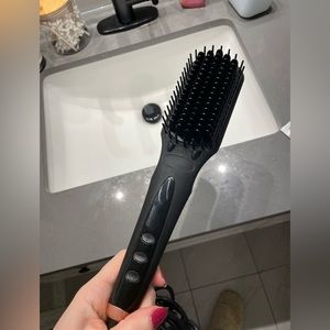 Amika Thermal Straightening Brush